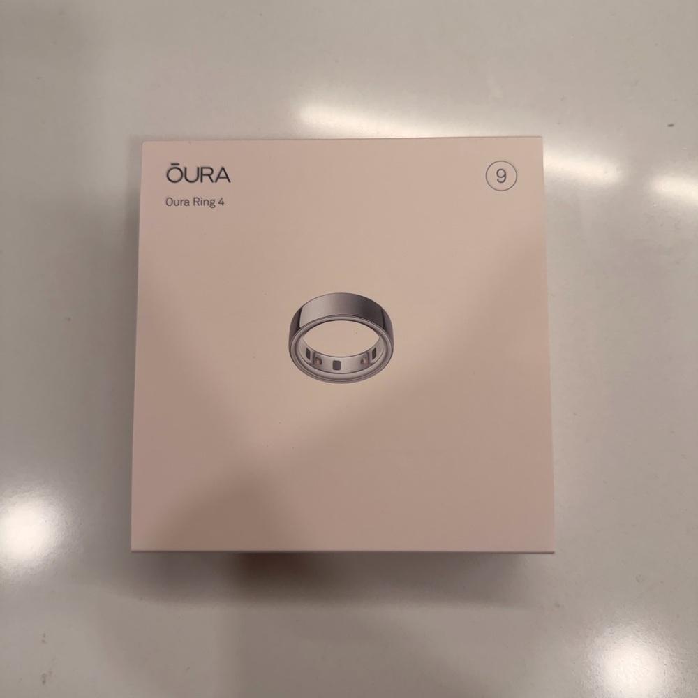 Oura Ring 4 Silver Size 9